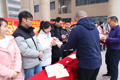 员工生日会，集体过生日，一起向未来
