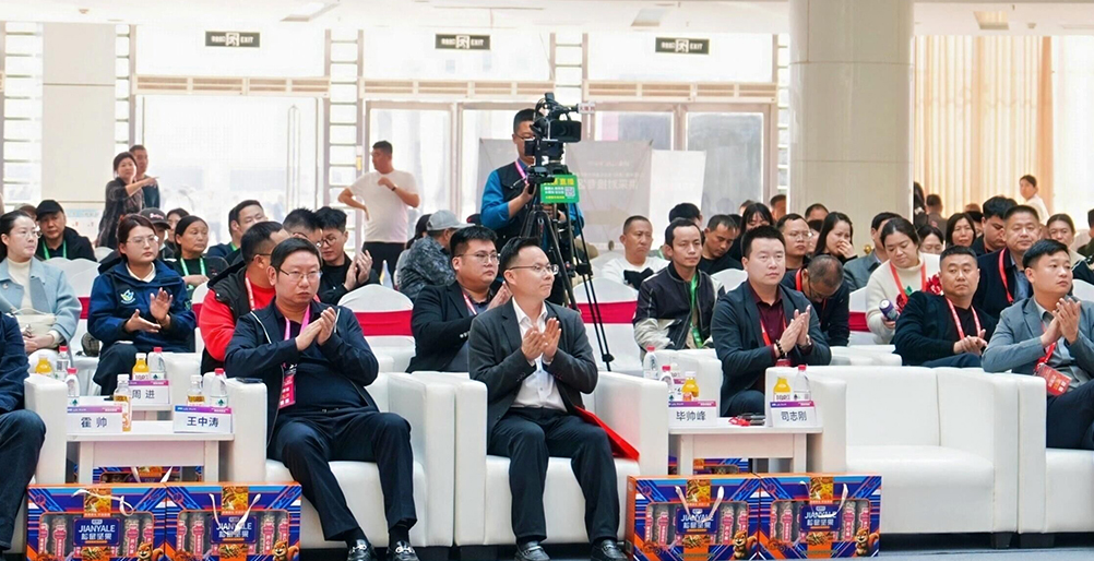 致敬火爆网成立18周年